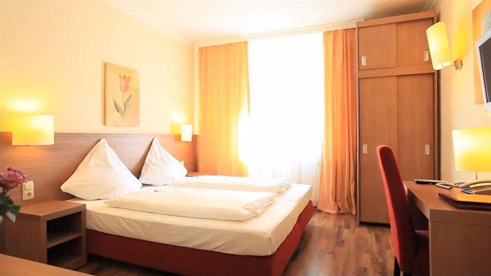 Hotel Marienthal Garni Hamburg Luaran gambar