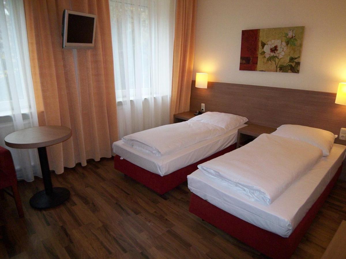 Hotel Marienthal Garni Hamburg Luaran gambar